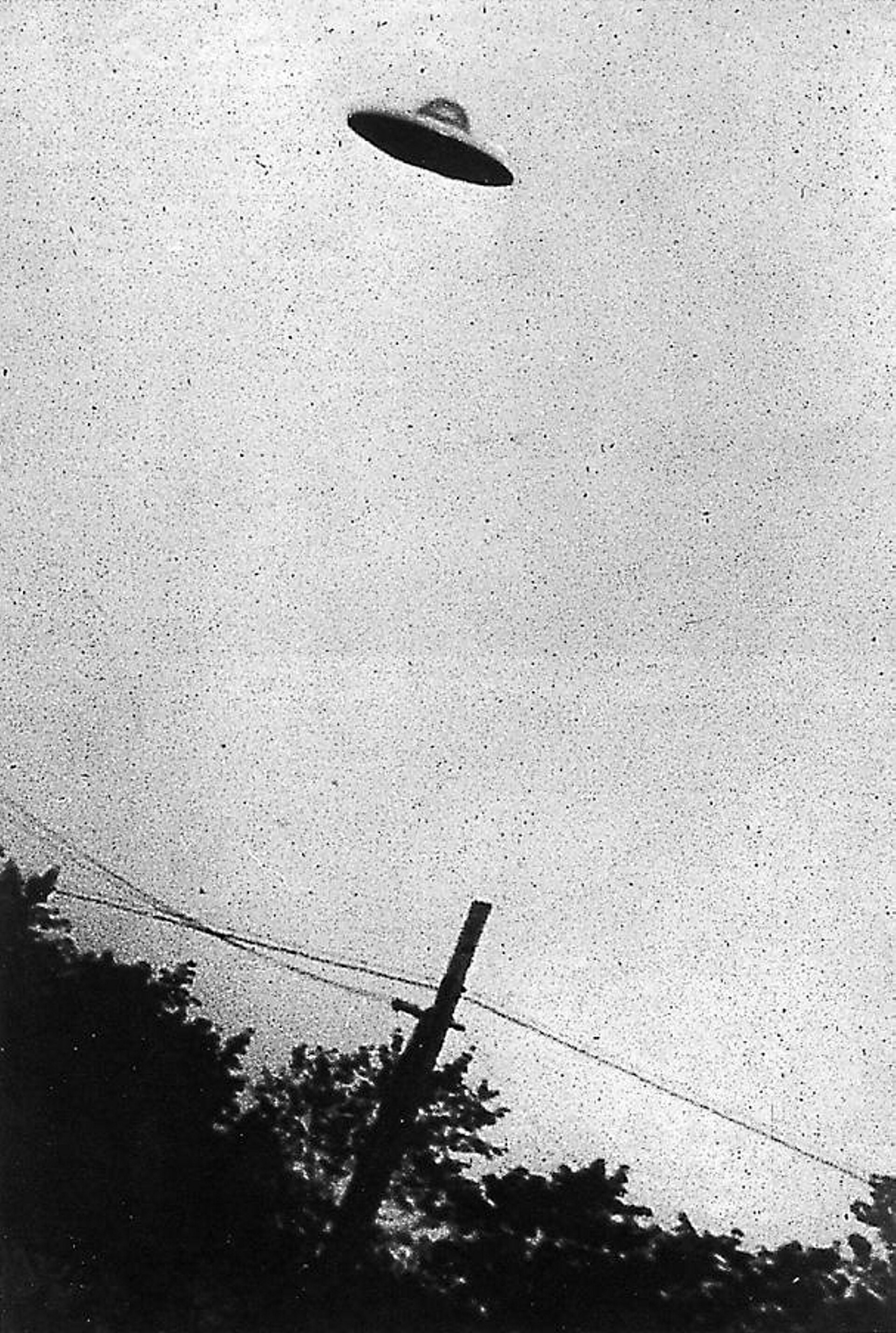 Vintage photo of a flying saucer